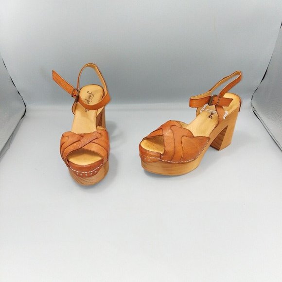 BNWOT Free People Orion Heels Size UK 4 EU 37 Brown Leather Platform Clogs £180 - Picture 2 of 10